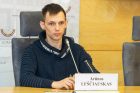 Spaudos konferencija dėl Naujojoje Zelandijoje įvaikinamos mergaitės Spaudos konferencija dėl Naujojoje Zelandijoje įvaikinamos mergaitės
