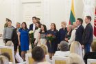 Daugiavaikėms motinoms – medaliai Daugiavaikėms motinoms – medaliai